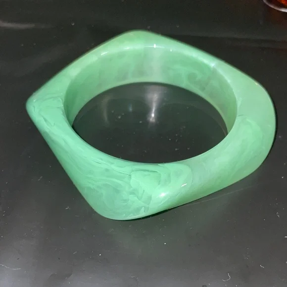 Free People Green Maritimes Bangle bracelet NEW - Picture 4 of 4